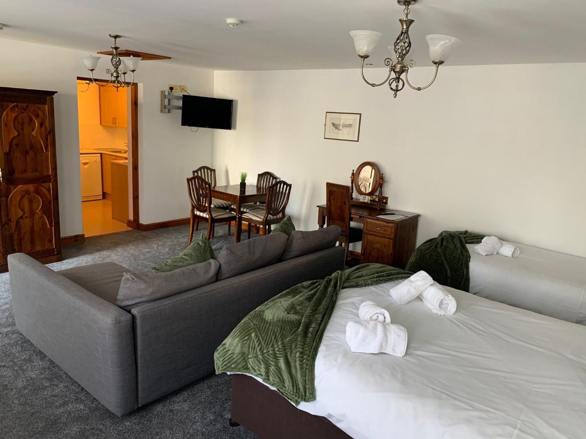 The Bull Hotel Llangefni Δωμάτιο φωτογραφία